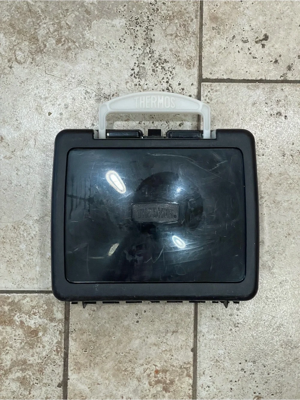 Thermos durable lunchbox